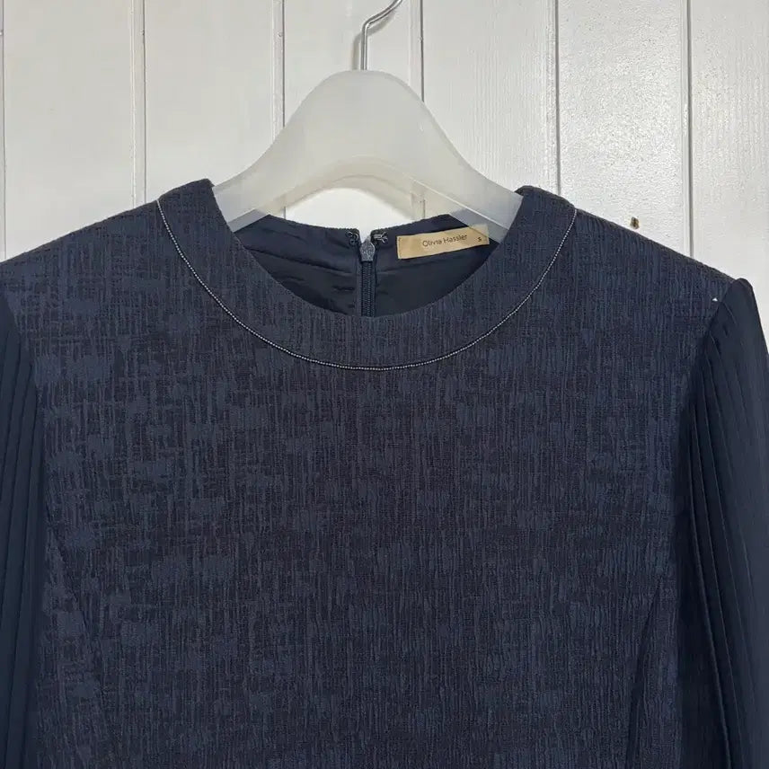 [BUNJANG] Olivia Hasler Pleated Sleeve Dress Navy S / 올리비아하슬러 플리츠 소매 원피스 S(55)