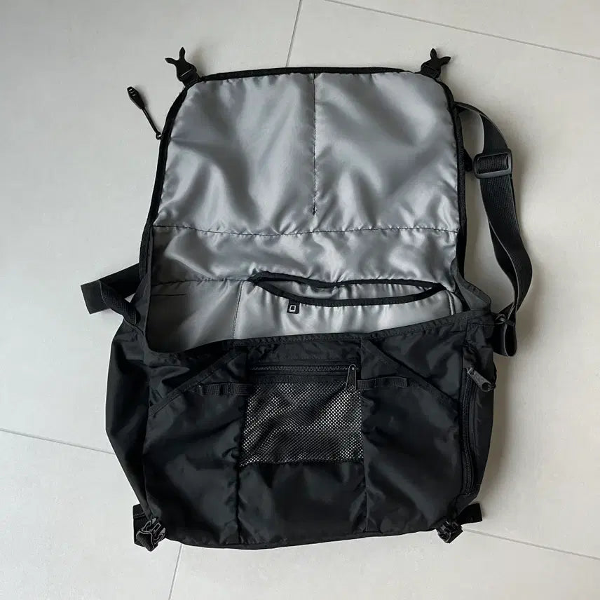 [BUNJANG] JanSport Vintage Crossbody Bag / 잔스포츠 빈티지 크로스백