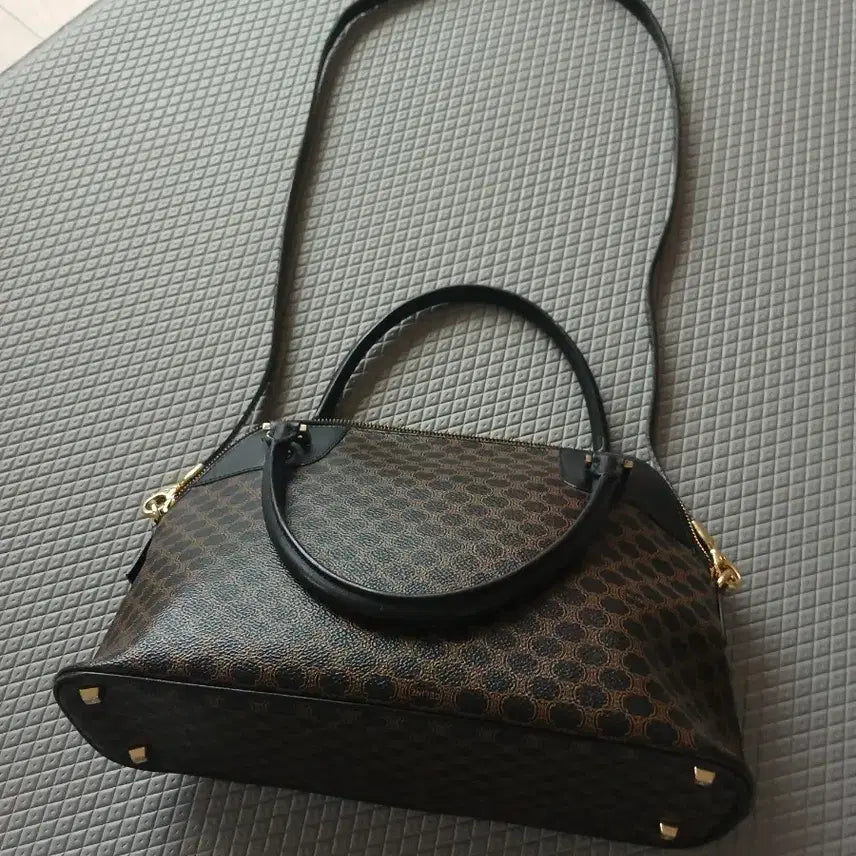 [BUNJANG] Celine Triomphe Shoulder Bag/Tote Bag / 셀린느 트리오페 숄더백/토트백