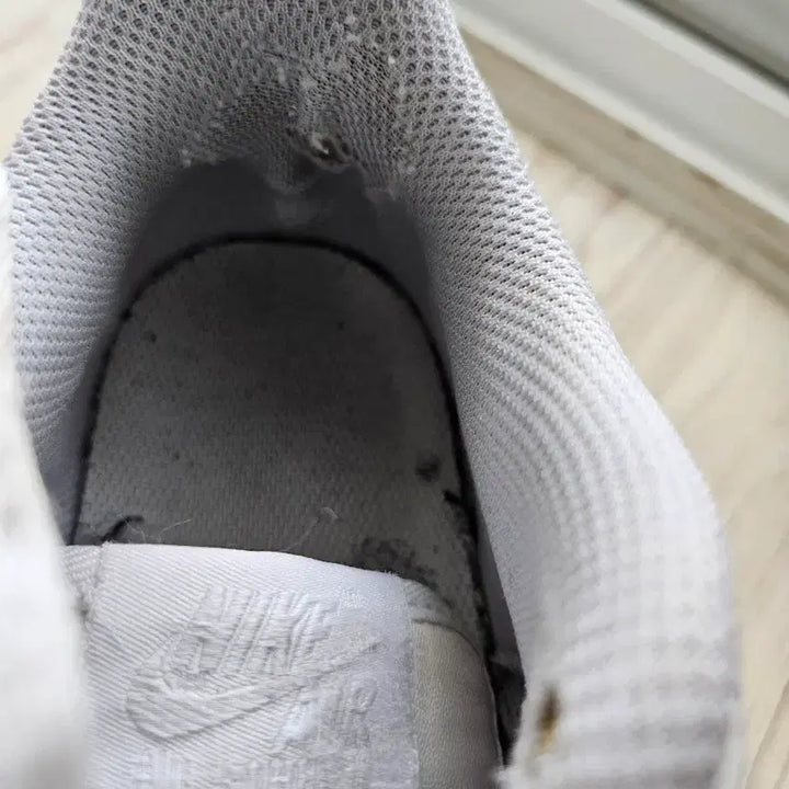 [BUNJANG] Nike Air Force 1 All White 235 / (여름한정세일)나이키 에어포스1 올백 235 팝니다(정품)