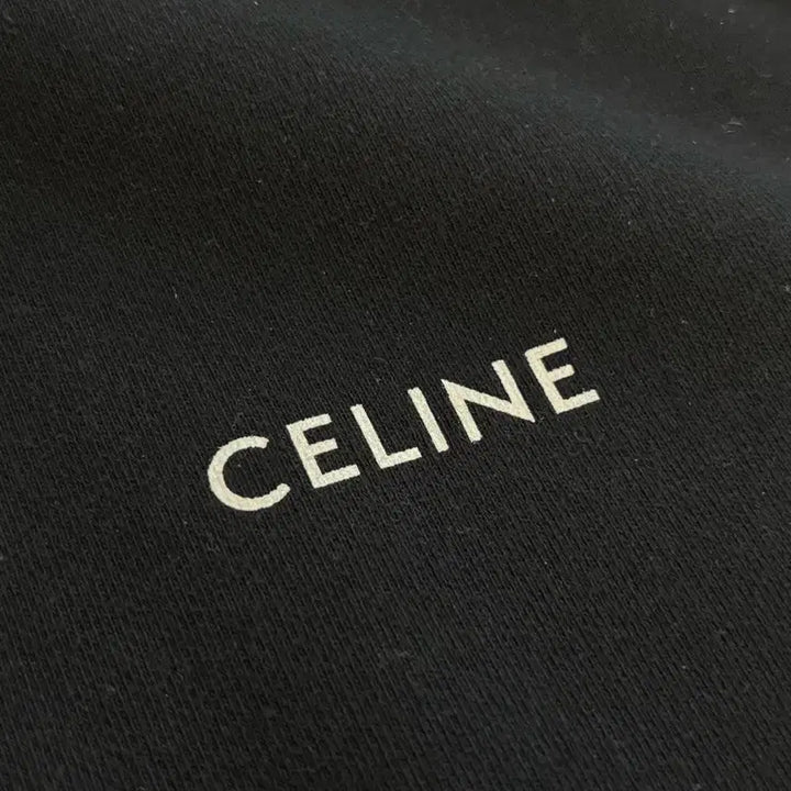 [BUNJANG] Celine Small Logo Hoodie Black L / [백화점판/새상품급] 셀린느 스몰로고 후드티 블랙 L사이즈