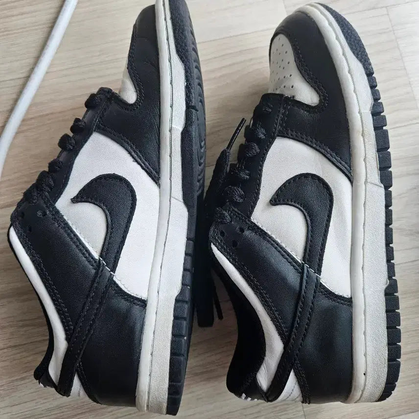 [BUNJANG] Nike Panda Dunk Low Size 235 / 나이키 범고래 235 팝니다(정품)