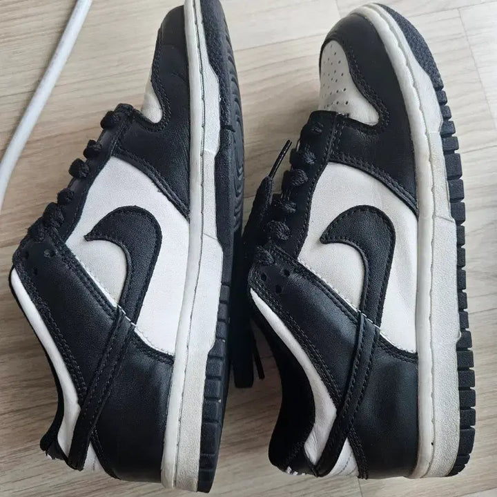[BUNJANG] Nike Panda Dunk Low Size 235 / 나이키 범고래 235 팝니다(정품)