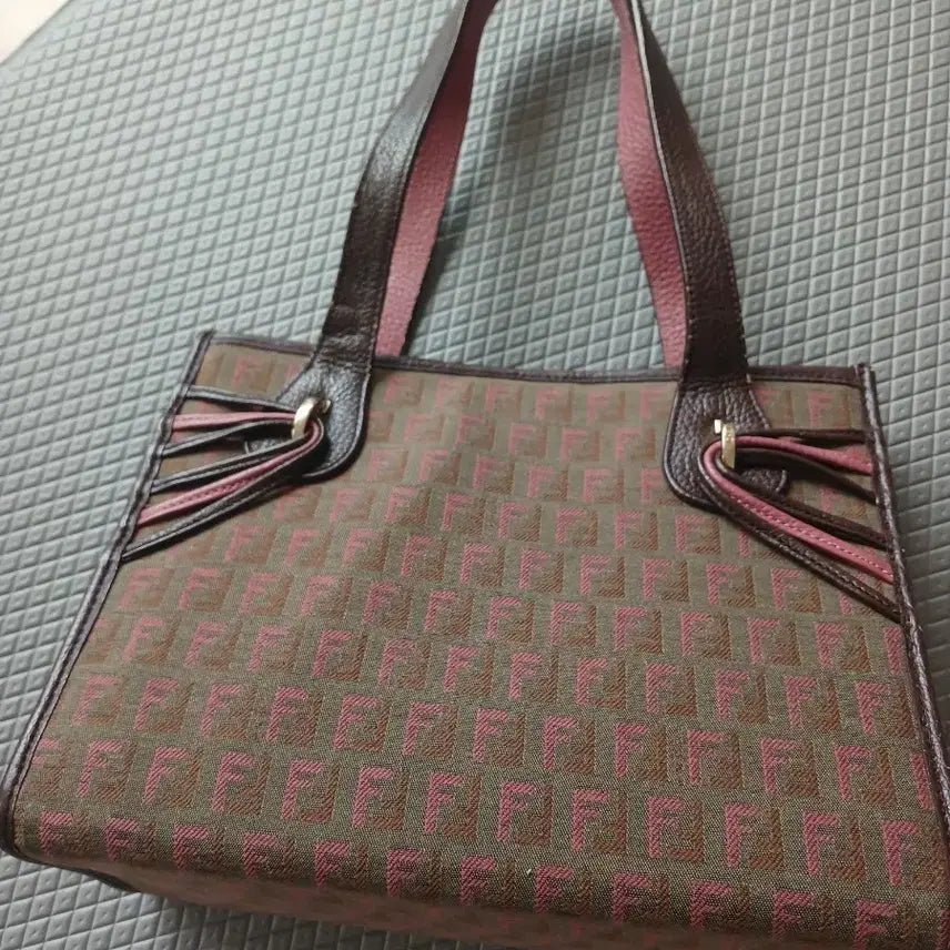 [BUNJANG] Fendi FF Logo Tote Bag Brown Pink / 펜디 FF 로고 토트백 브라운 핑크