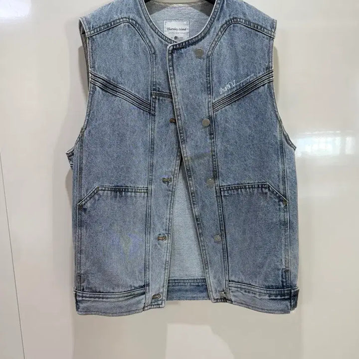 [BUNJANG] Thursday Island Denim Vest / Thursday 써스데이 아일랜드 데님 베스트