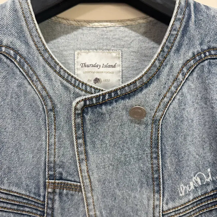 [BUNJANG] Thursday Island Denim Vest / Thursday 써스데이 아일랜드 데님 베스트