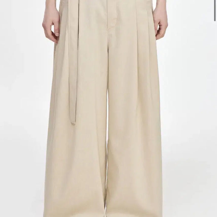 [BUNJANG] Songzio 26SS Edgefold Volume Pants Beige Size 86 / * 송지오 26SS 엣지폴드 볼륨 팬츠 (86) *