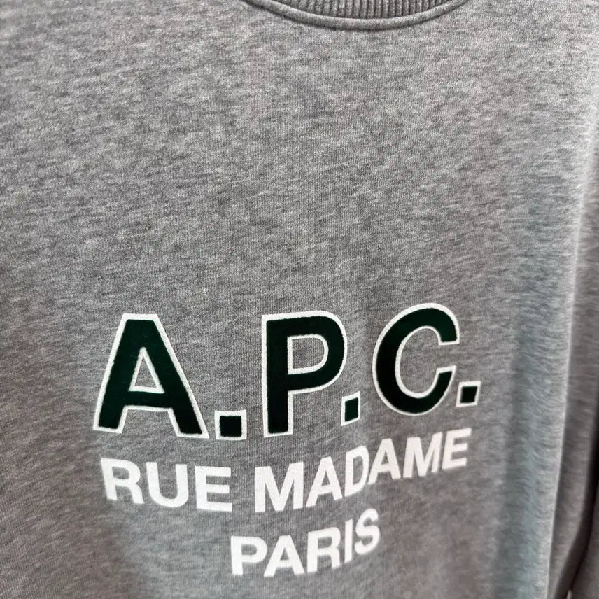 [BUNJANG] A.P.C. Rufus Embroidered Logo Sweatshirt / 아페쎄 루퍼스 자수로고 맨투맨 정품 (남녀공용, L사이즈, 상태최상)