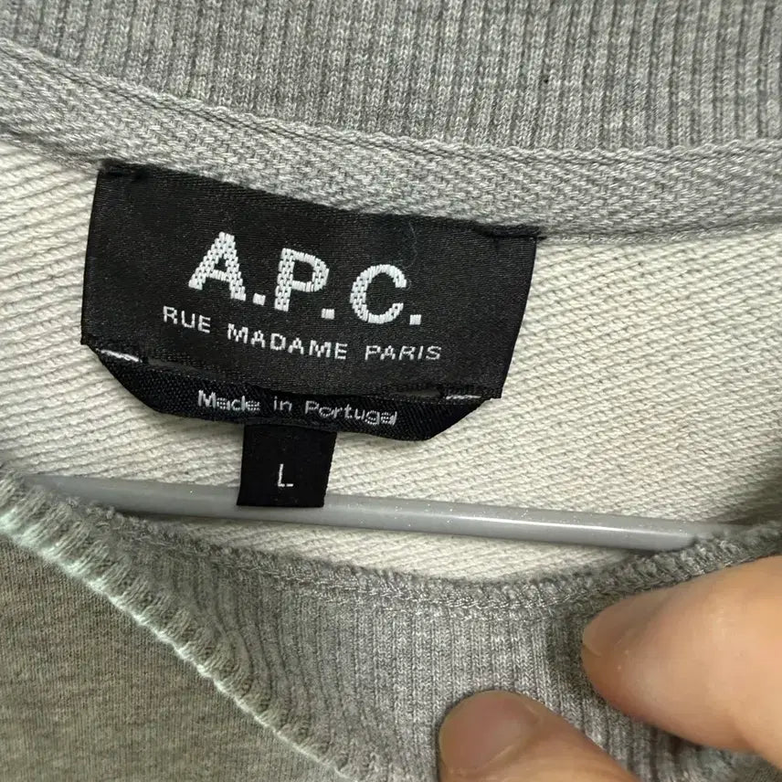 [BUNJANG] A.P.C. Rufus Embroidered Logo Sweatshirt / 아페쎄 루퍼스 자수로고 맨투맨 정품 (남녀공용, L사이즈, 상태최상)