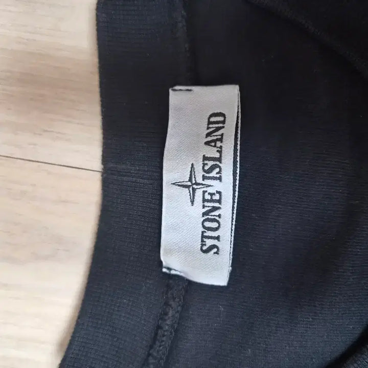 [BUNJANG] Stone Island Black Fleece Sweatshirt L / 스톤아일랜드 블랙 기모 맨투맨 L 풀 구성