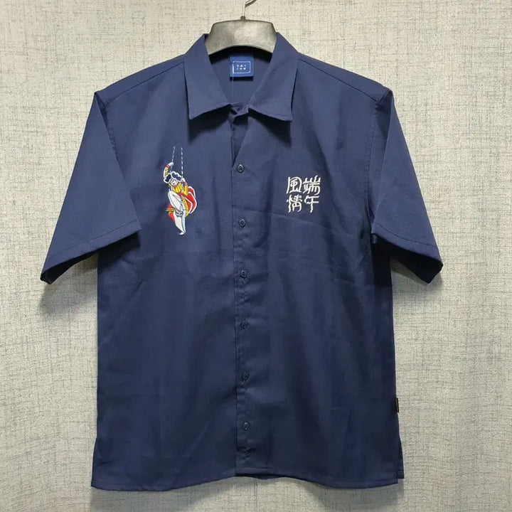 [BUNJANG] Romantic Crown Dano-Pungjeong Embroidered Short Sleeve Shirt M / 로맨틱크라운 단오풍정 스베니어 자수 반팔 셔츠 M