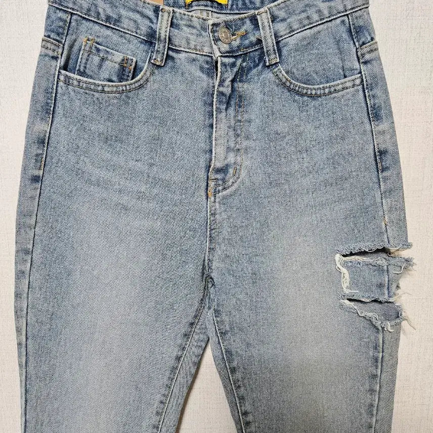 [BUNJANG] POCLAIN Denim Skinny Jeans / (여름한정세일)POCLAIN 데님 스키니진 팝니다