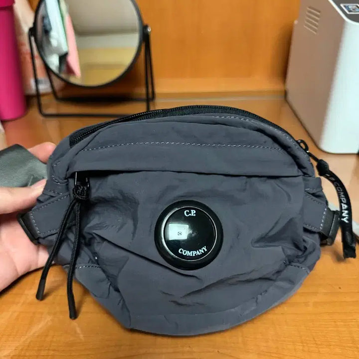 [BUNJANG] C.P. Company Mini Hip Bag Charcoal / cp컴퍼니 힙색