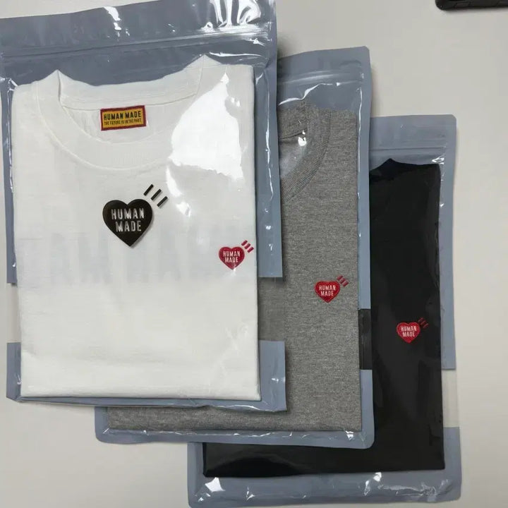 [BUNJANG] Human Made Heart Logo T-Shirt / 휴먼메이드 티셔츠 화이트/블랙/그레이