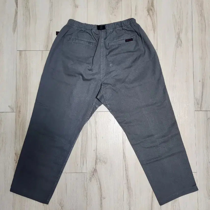 [BUNJANG] Gramicci Rouge Tapered Dark Grey Pants M / 그라미치 루즈 테이퍼드 다크그레이 M