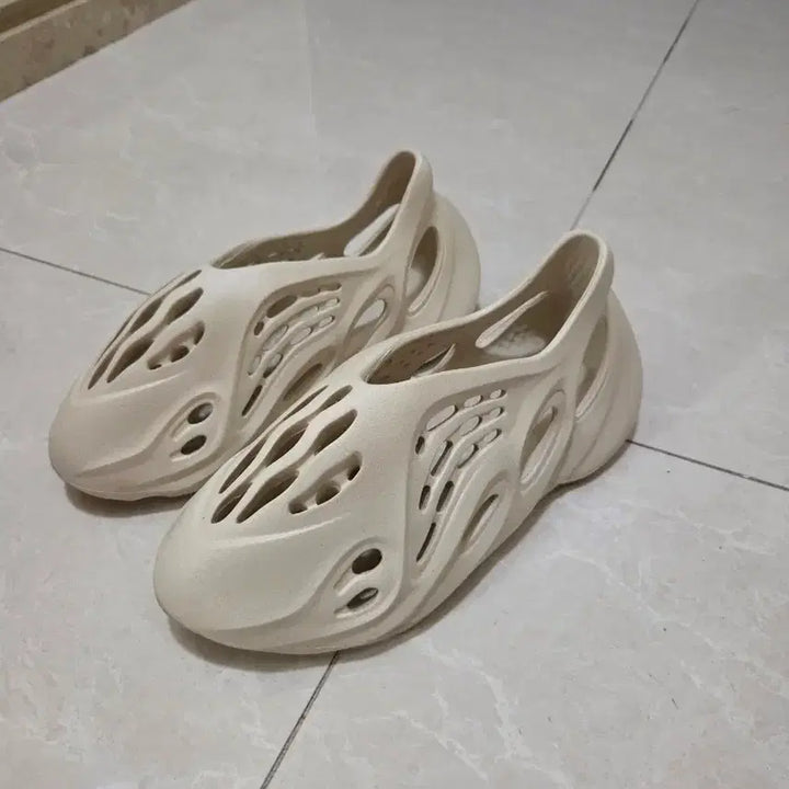 [BUNJANG] Yeezy Foam Runner Sand / 이지폼러너 샌드