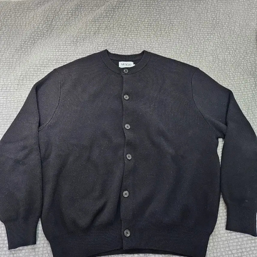 [BUNJANG] Mergo Sage Round Neck Cardigan Black L / 메르고 세이지 라운드넥 가디건 블랙 L 팝니다.
