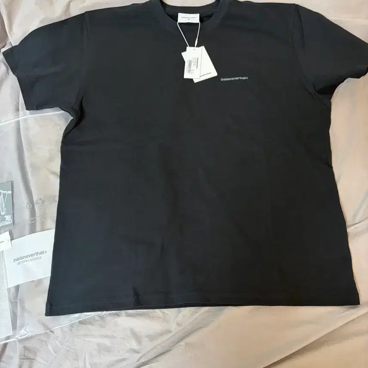 [BUNJANG] Thisisneverthat Short Sleeve T-Shirt Black / 새상품: 디스이즈네버댓 반팔티 블랙 비닐O
