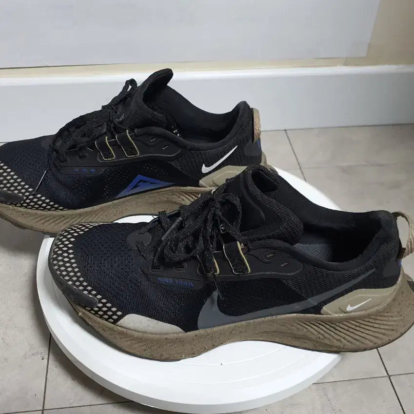 [BUNJANG] Nike Pegasus Trail 3 Black Iron Gray Khaki Men&