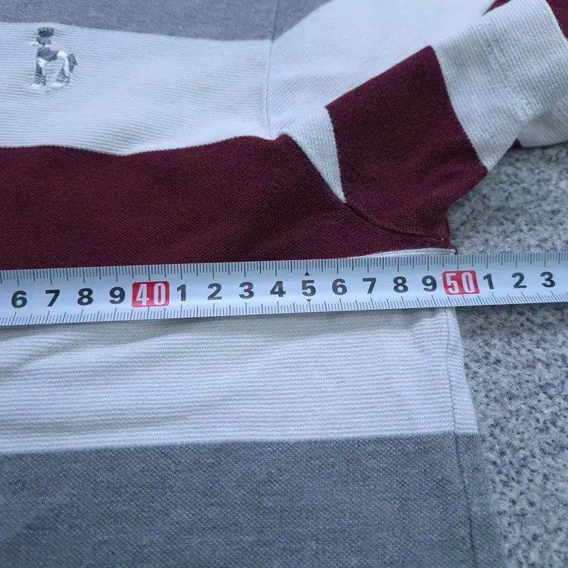 [BUNJANG] Hazzys Half-Sleeve T-Shirt (Size 100) / 100 헤지스 반팔 티 | 0507C03