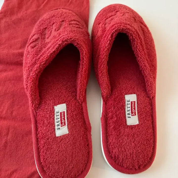 [BUNJANG] Supreme x Frette Towel Slippers / 슈프림 프레떼 슬리퍼 Frette Slippers