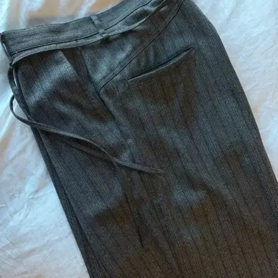 [BUNJANG] Waviness Deep One-Tuck Turn-up Slacks 3 / 웨이비니스 딥 원턱 턴업 슬랙스 3
