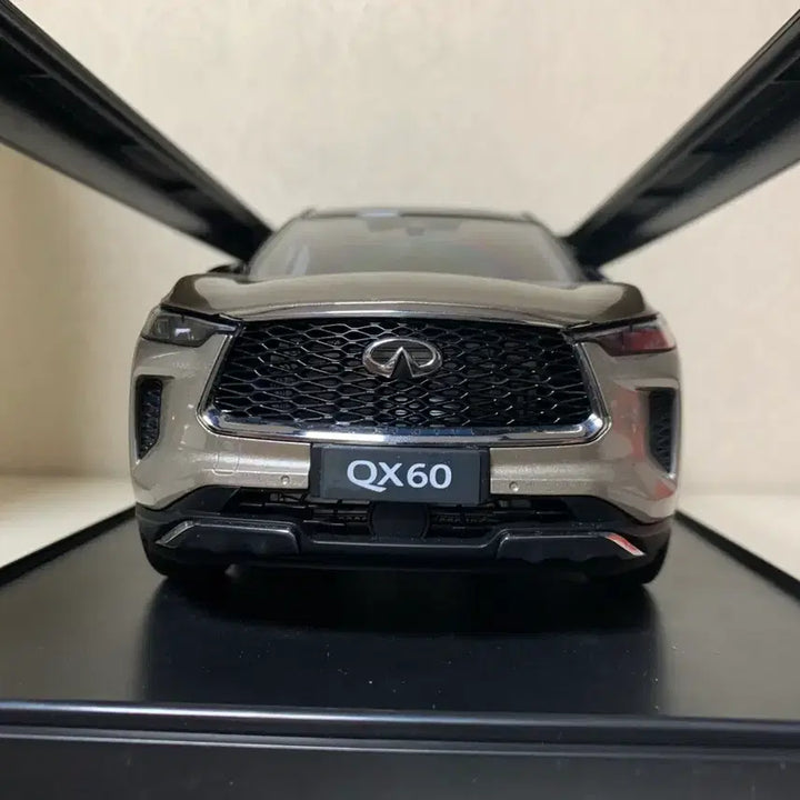 [BUNJANG] 1:18 Faudi Infinity QX60 Diecast Model (Grade B) / 1/18 파우디 인피니티 QX60 다이캐스트 B급
