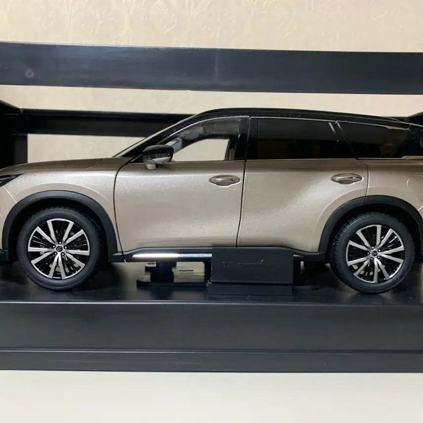 [BUNJANG] 1:18 Faudi Infinity QX60 Diecast Model (Grade B) / 1/18 파우디 인피니티 QX60 다이캐스트 B급