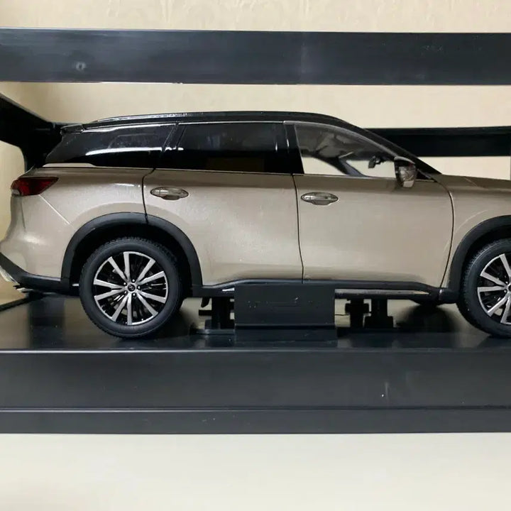 [BUNJANG] 1:18 Faudi Infinity QX60 Diecast Model (Grade B) / 1/18 파우디 인피니티 QX60 다이캐스트 B급