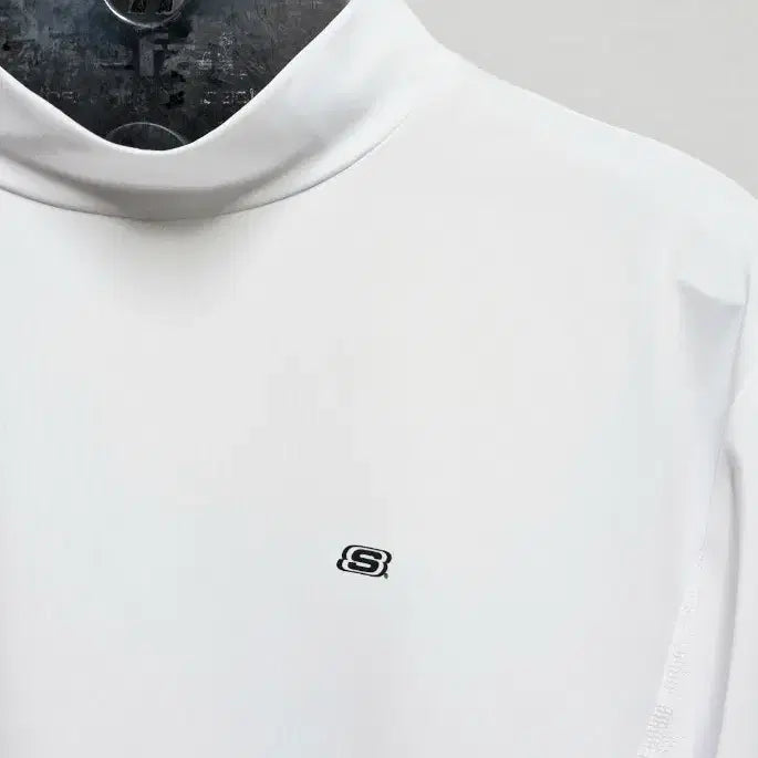 [BUNJANG] Skechers White Turtleneck Long Sleeve T-Shirt / 스케쳐스(새상품.남105큰100)화이트 터틀넥 긴팔 105