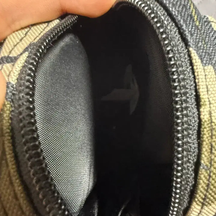 [BUNJANG] Carhartt Mini Bag / 칼하트 미니백