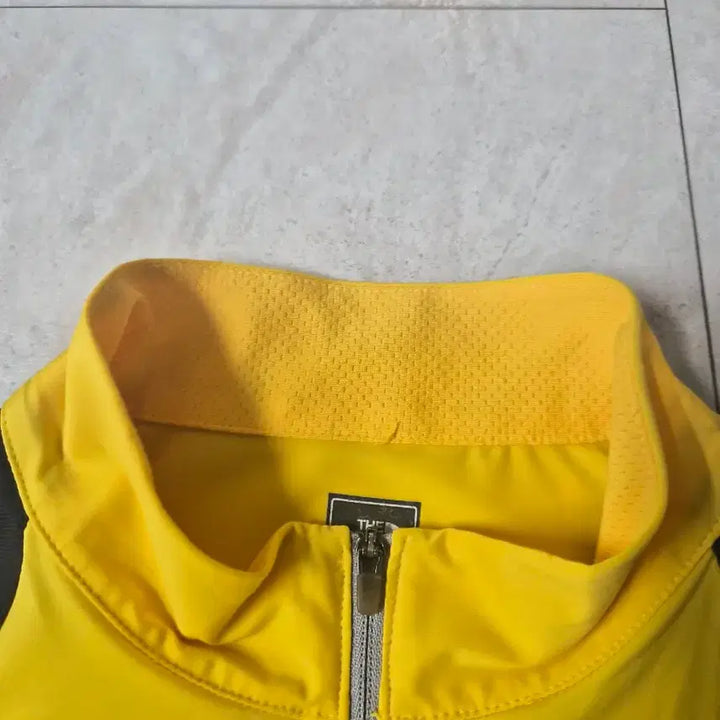 [BUNJANG] The North Face Summit Series Half-Zip T-Shirt (Yellow/Multi-color, Men&