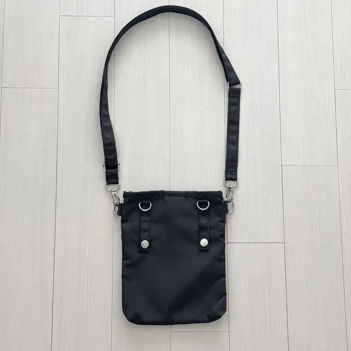 [BUNJANG] MUJI Black Nylon Multi-Pocket Sacoche Bag / MUJI 무인양품 블랙 멀티포켓 나일론 샤코슈 백