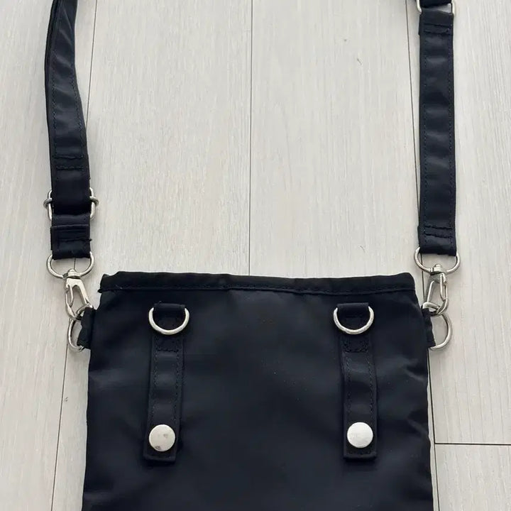 [BUNJANG] MUJI Black Nylon Multi-Pocket Sacoche Bag / MUJI 무인양품 블랙 멀티포켓 나일론 샤코슈 백