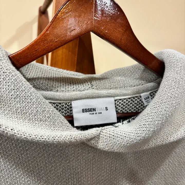 [BUNJANG] Fear of God Essentials Knit Hoodie / [피어오브갓] 에센셜 니트 후드티 [xxs]