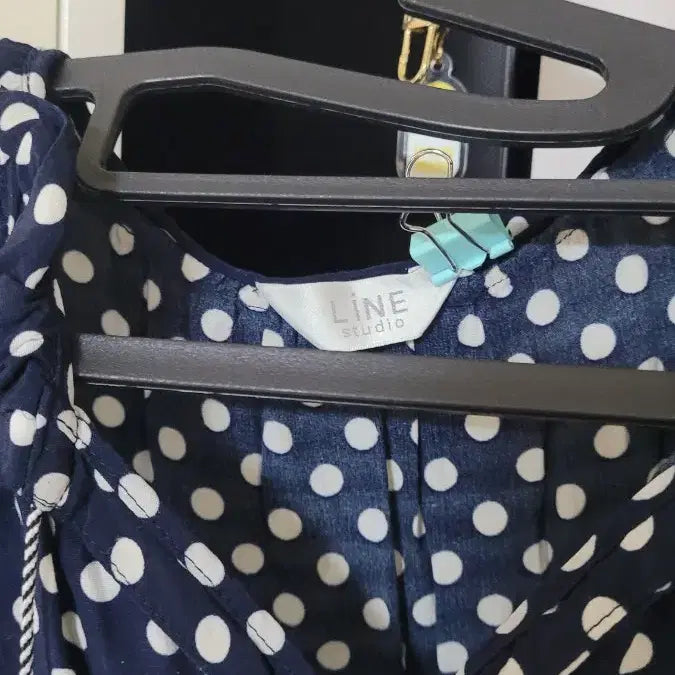 [BUNJANG] Navy White Polka Dot Long Dress with Tie Detail / 라인 원피스