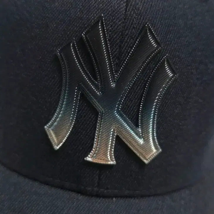 [BUNJANG] MLB New Era Yankees Navy &amp; White Sox Cool Material Cap (Size 59) / MLB모자(59,본문참조)