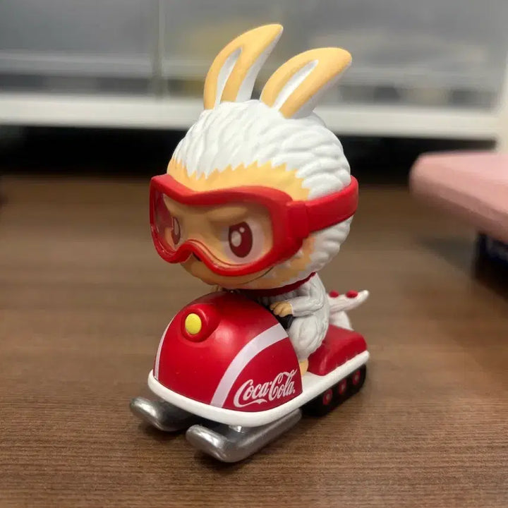 [BUNJANG] Pop Mart Labubu Coca-Cola Sprint Figure / 팝마트 라부부 코카콜라 질주
