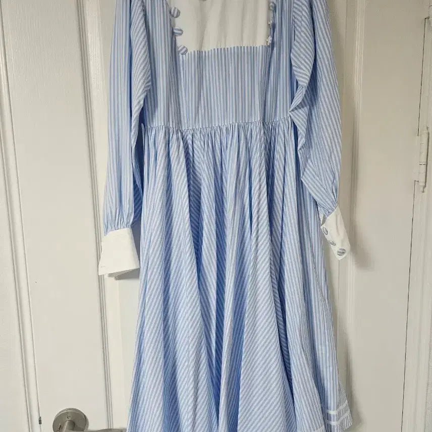 [BUNJANG] Stripe Nurse Dress / 로리타 스트라이프 간호사 원피스 하늘색