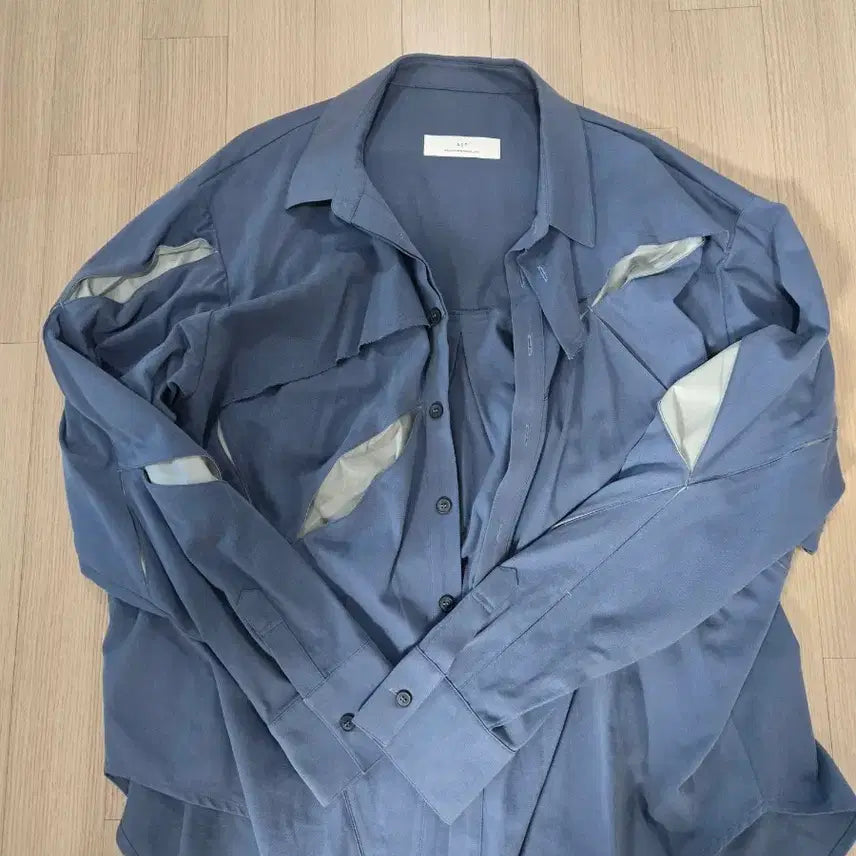 [BUNJANG] aop multigenuc Marine Cutout Shirt / [free] aop 에이옵 multigenuc 셔츠 마린