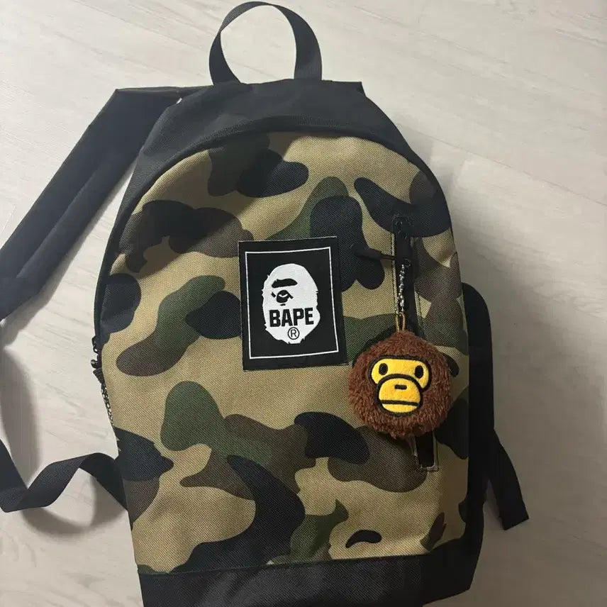 [BUNJANG] BAPE Magazine Supplement Backpack / 베이프 잡지부록 백팩