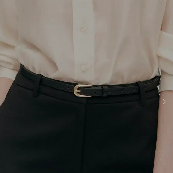 [BUNJANG] Sie Black Leather Gold Buckle Slim Belt / 시에 벨트 sie