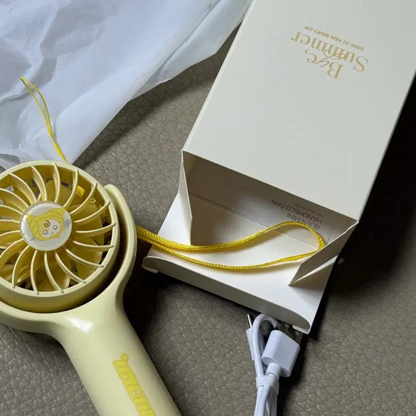 [BUNJANG] IU Fan Meeting Handheld Fan / 아이유 팬미팅 선풍기