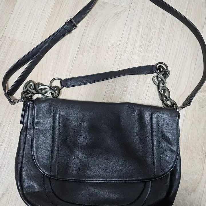 [BUNJANG] Crossbody Bag / (여름한정세일)크로스백 가방 팝니다