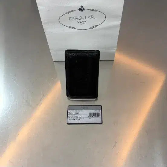 [BUNJANG] Prada Saffiano Leather Organizer / [Re:Wave] 프라다 사피아노 레더 오거나이저