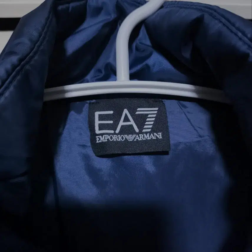 [BUNJANG] Emporio Armani Vest / EU M 알마니 조끼