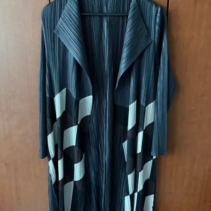 [BUNJANG] Pleated Long Cardigan / 플리츠 롱 가디건