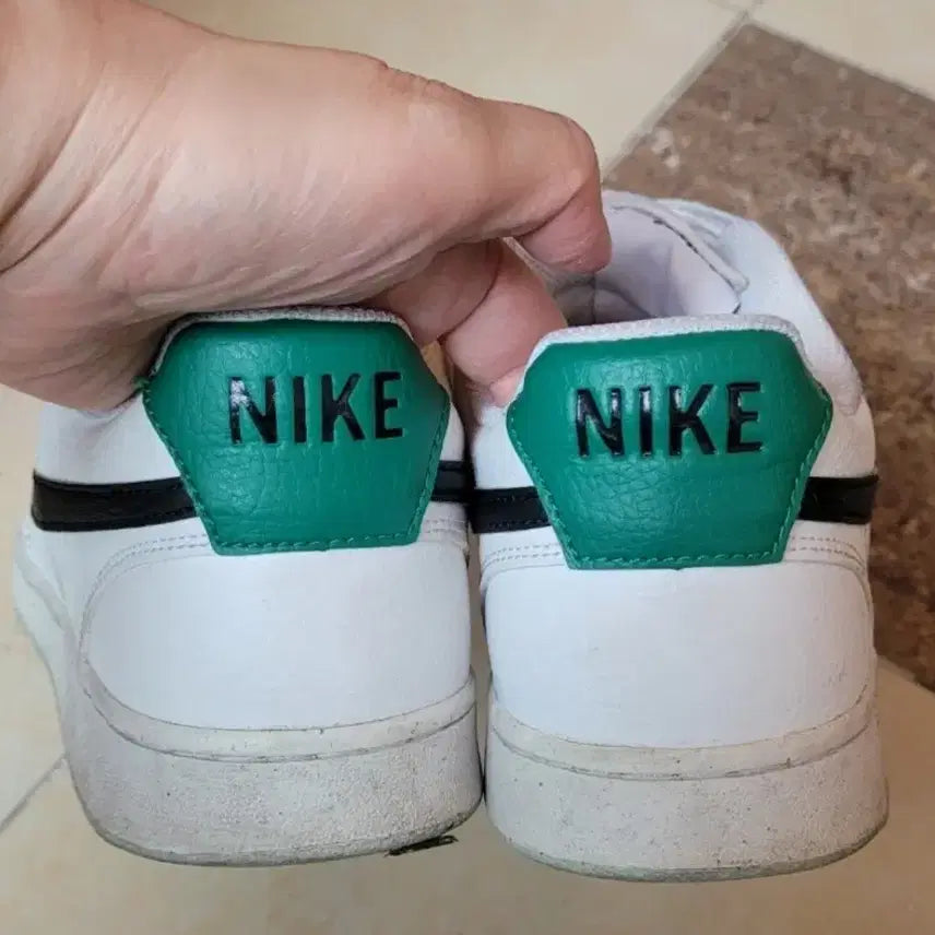 [BUNJANG] Nike Court Vision Low White/Black Sneakers / 나이키 코트 비전 로우 흰/검 운동화