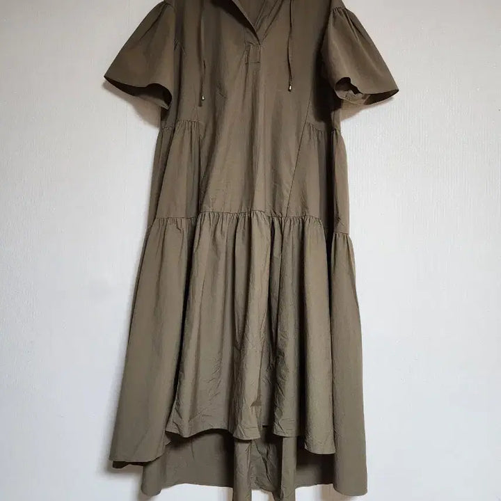 [BUNJANG] CALIN Oversized Hooded Long Dress Khaki / CALIN 바스락 오버핏 후드 롱원피스66반~77반