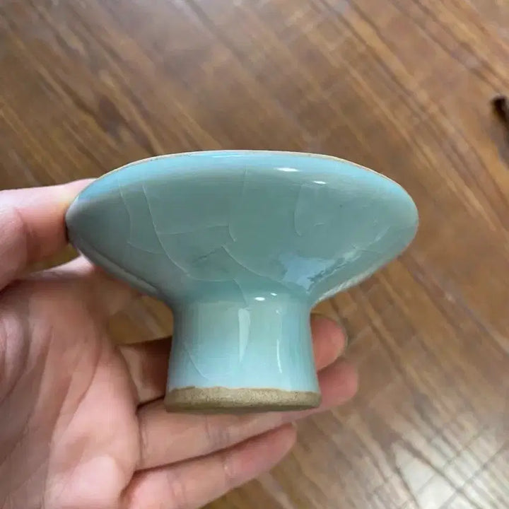 [BUNJANG] Qing Dynasty Celadon Vase with Floral Motif / 진품 명나라시대 도자기(운송시간13일)